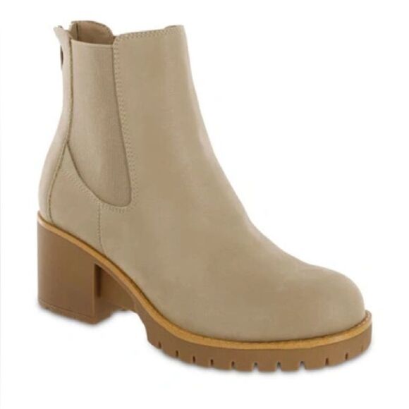 Brand New Mia Amore Letty Lug Sole Chelsea Chunky Ankle Boots in Stone Size 10 - Picture 1 of 13